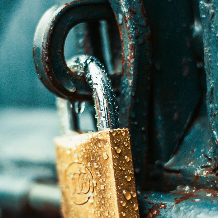 Top 5 Scenarios Where Registered Key Padlocks Outshine Traditional Locks