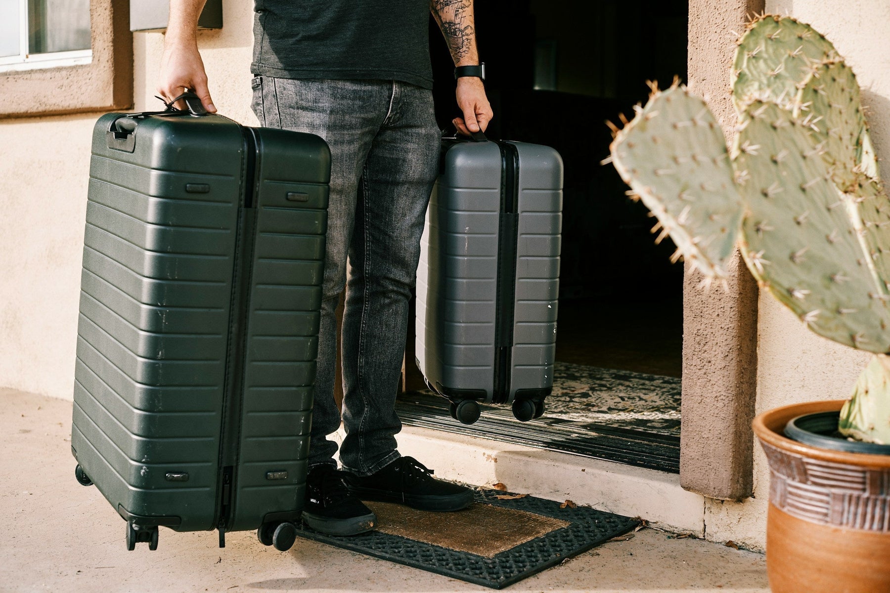 Keep Your Suitcase Secure This Summer Holiday