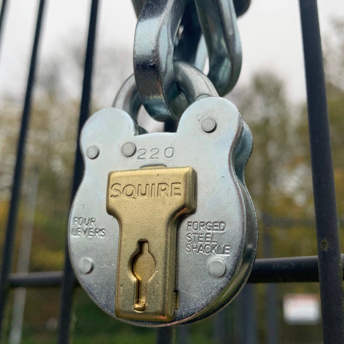 Squire 220 Old English Padlock