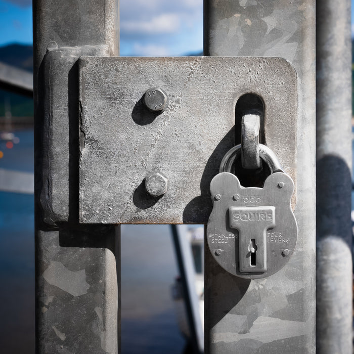 Squire Old English 555 Marine Padlock